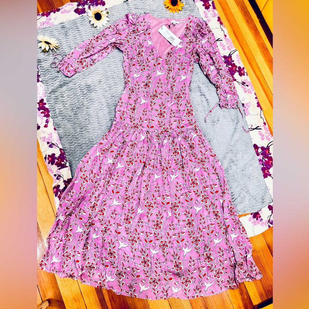 ✨Brand New with Tags –Rhode NYC Shelly Dress in Pink Floral✨Don’t miss ur chance